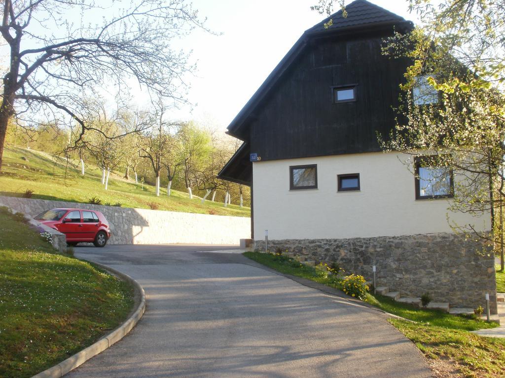 Guest House Korana Quarto foto